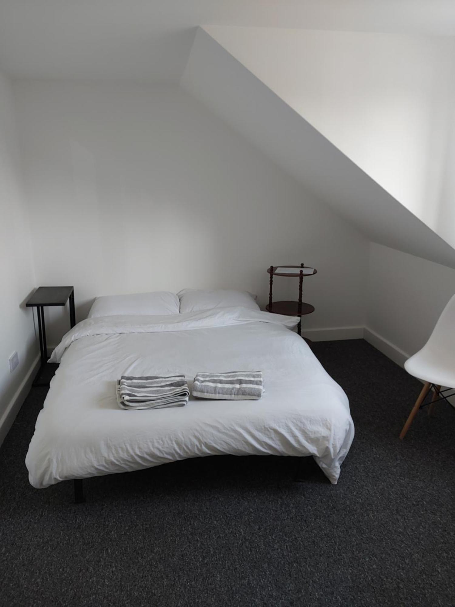 Joyful Room Рейнхем Экстерьер фото